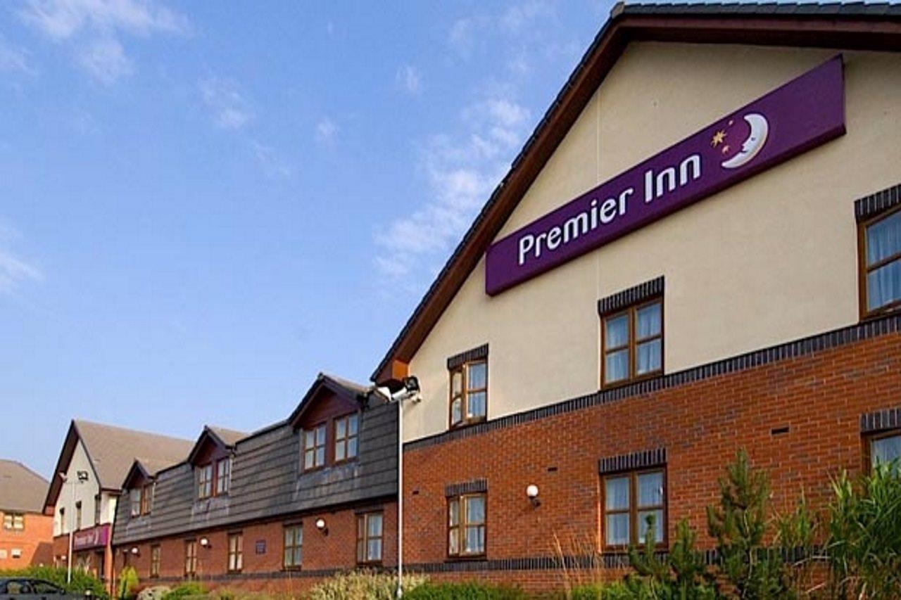 Premier Inn 伊夫舍姆 外观 照片